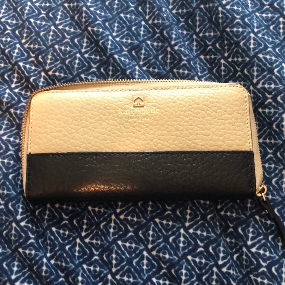 Kate spade wallet